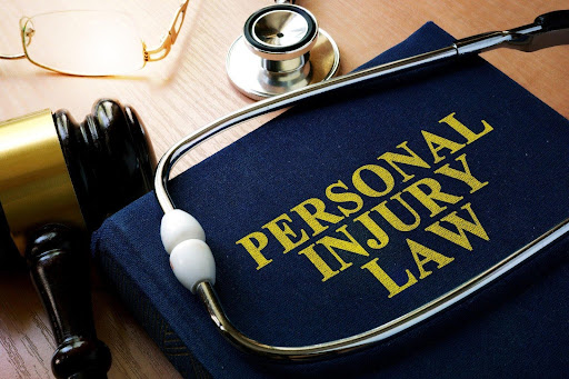 Filing a Personal Injury Lawsuit with a Lawyer for Accidents