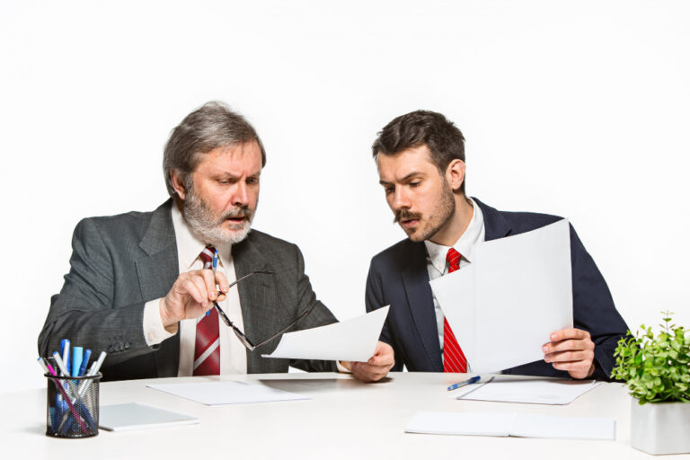 The Role of a Legal Advisor in Managing Bankruptcy